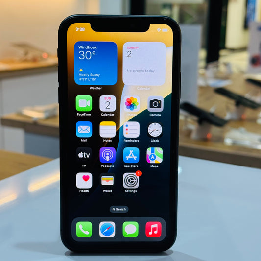 Pre-Owned iPhone 11 - Black (128GB)