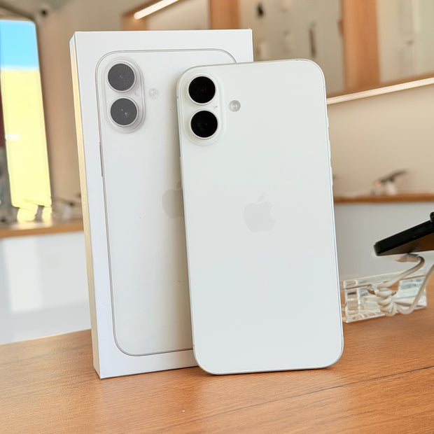 Pre-Owned iPhone 17