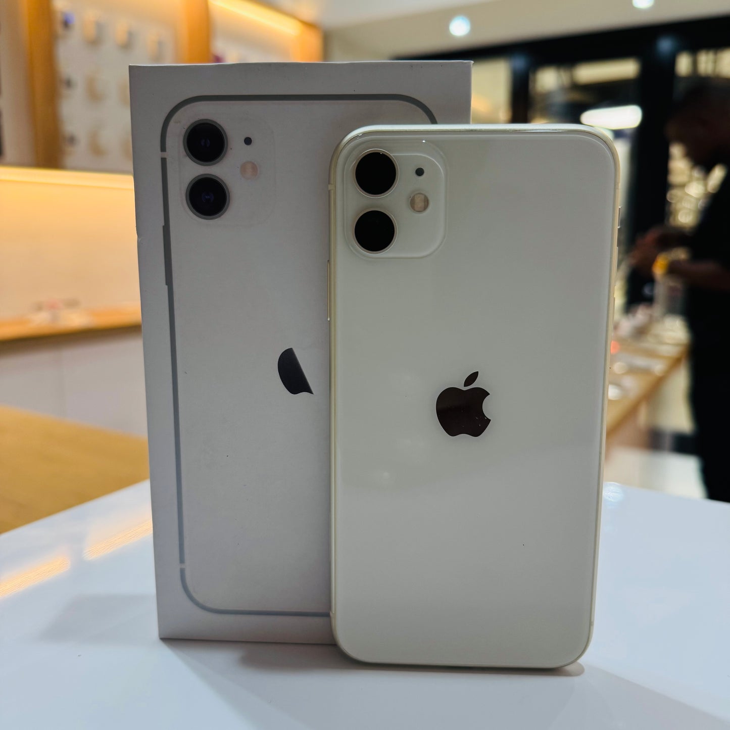 Pre-Owned iPhone 11 - White