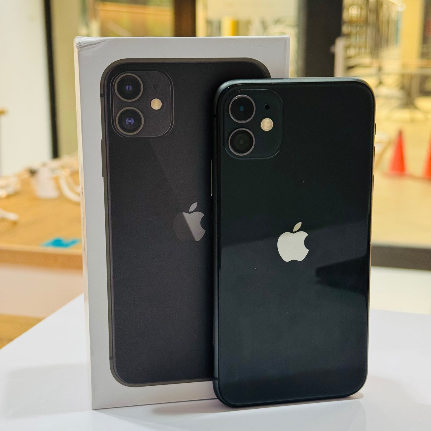 Pre-Owned iPhone 11 - Black