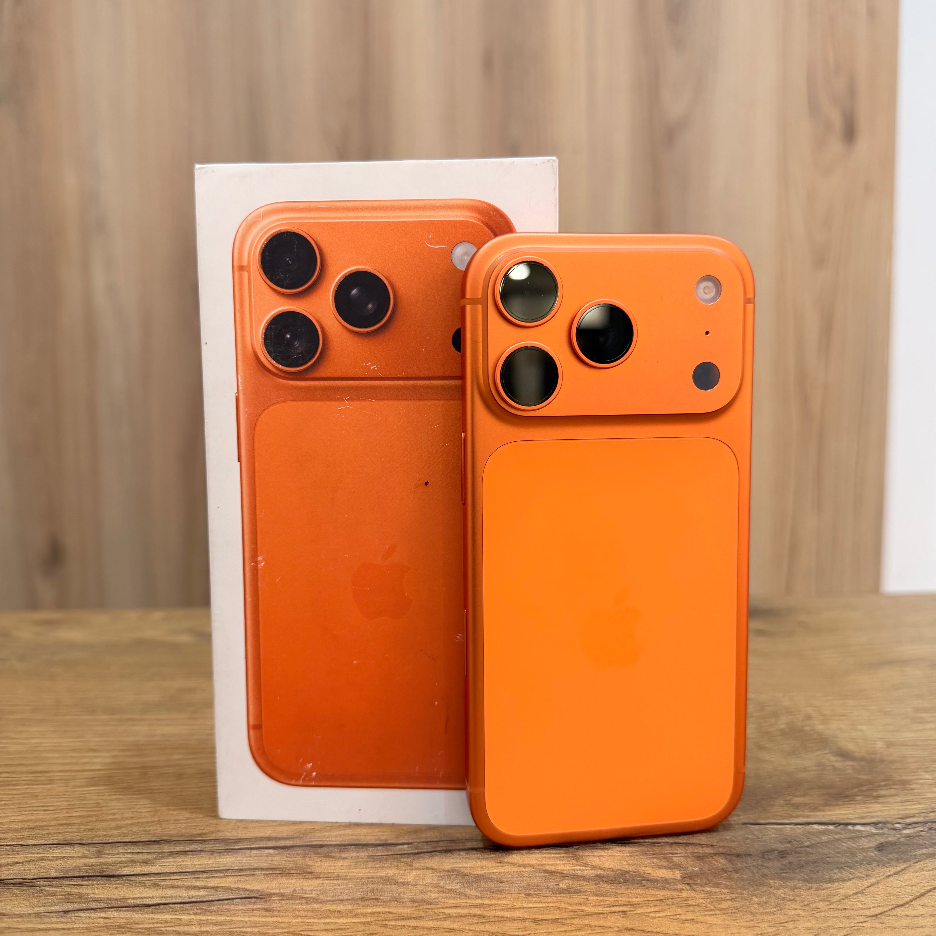 Pre-Owned iPhone 17 Pro Max