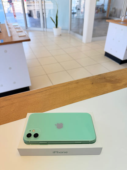 Pre-Owned iPhone 11 - Green