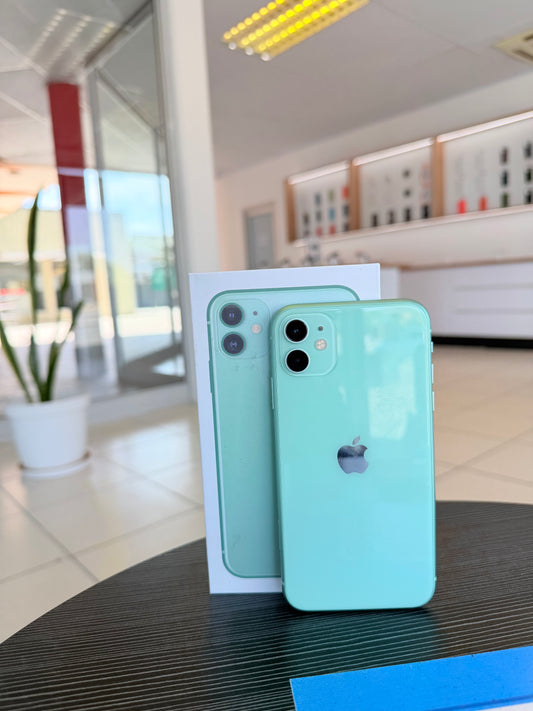 Pre-Owned iPhone 11 - Green