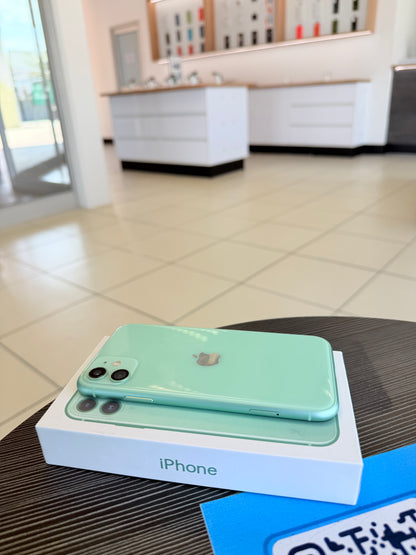 Pre-Owned iPhone 11 - Green