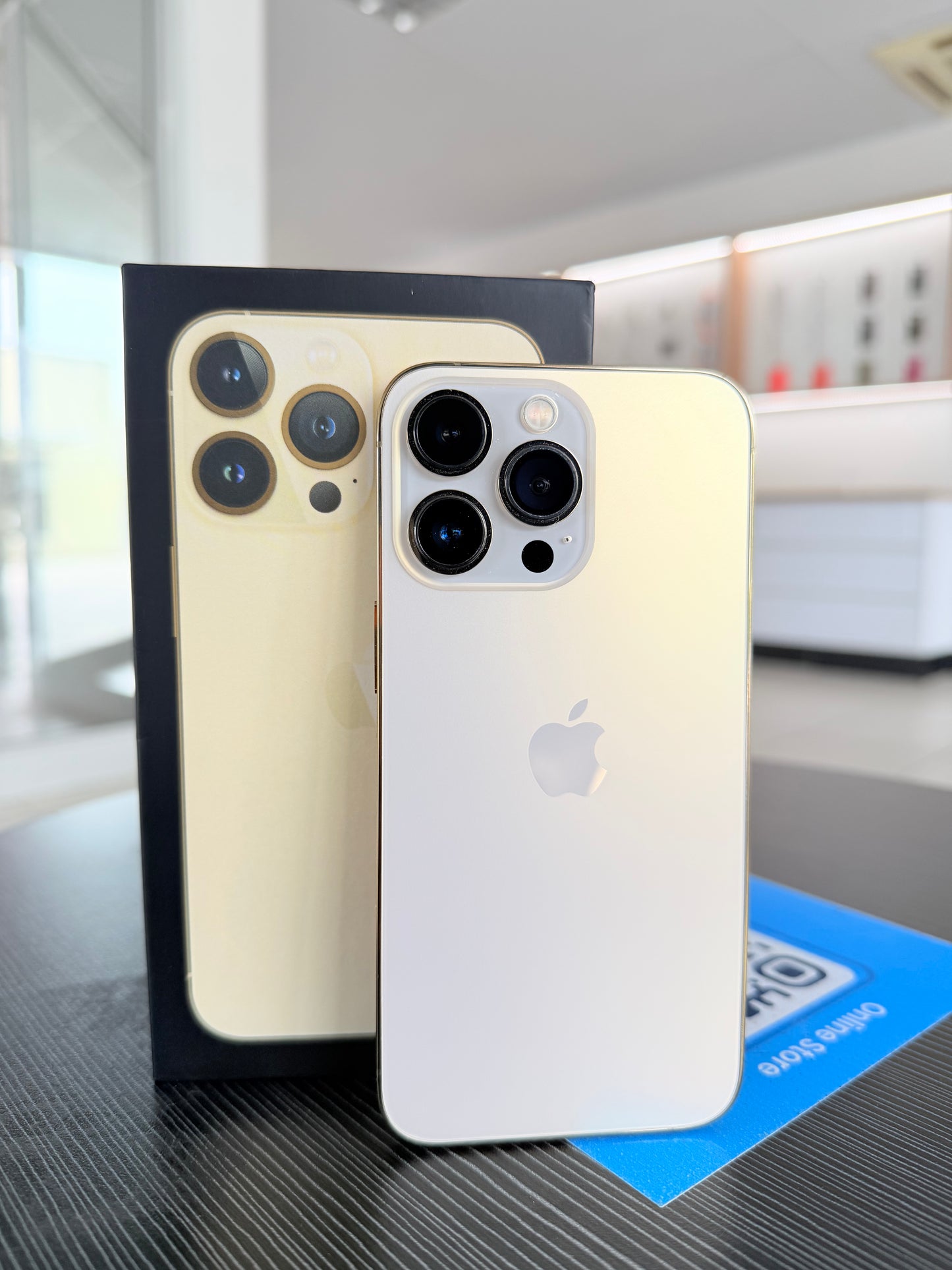 Pre-Owned iPhone 13 Pro 128GB - Gold