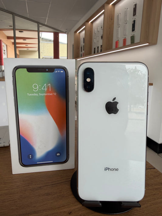 Pre-Owned iPhone X 64GB - Silver