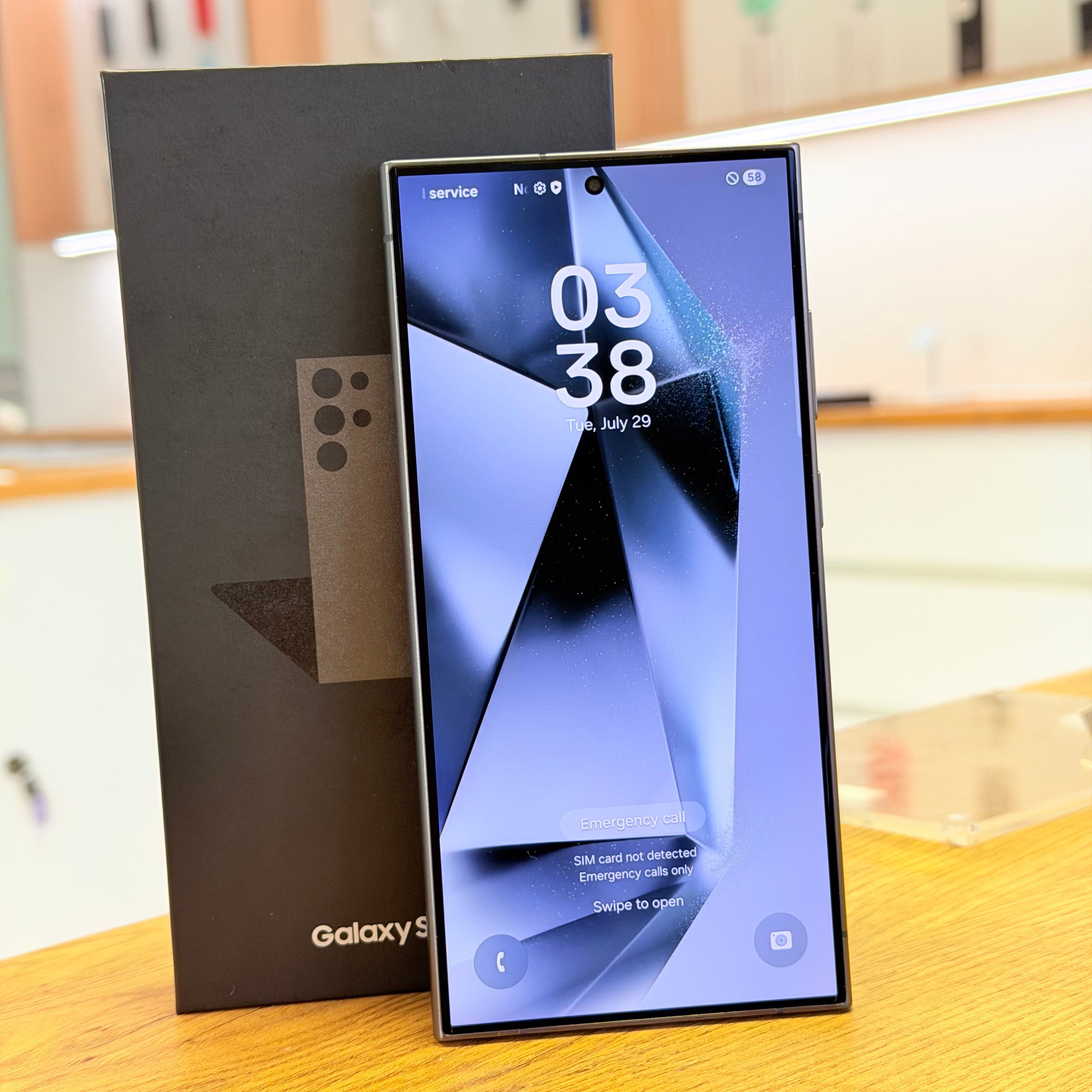 Pre-Owned Samsung Galaxy S24 Ultra